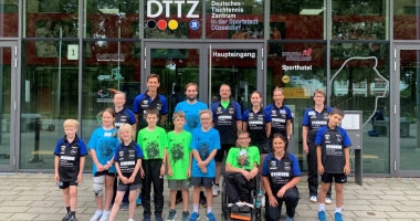 Tolle Fahrt zur Saisonvorbereitung ins deutsche Tischtenniszentrum nach Düsseldorf